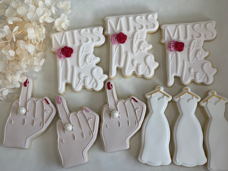Red and Pink Bridal Shower Cookies - Sophia's Cookie Creations Red and Pink Bridal Shower Cookies - Sophia's Cookie Creations